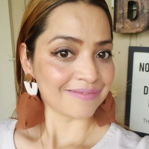 Meet your Posher, Diana